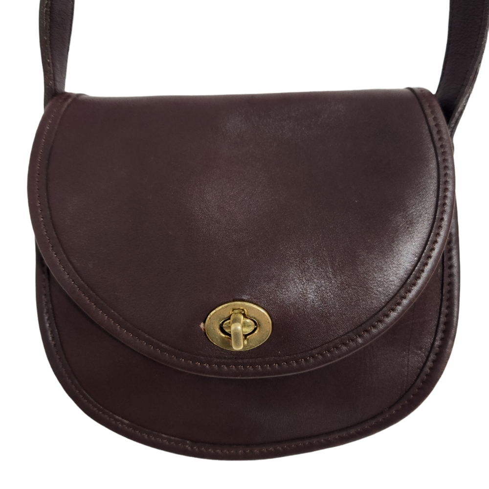 Coach Vintage Watson Bag Brown Mahogany Crossbody Shoulderbag Purse No. 9981 USA